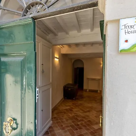 Tina's House Διαμέρισμα *